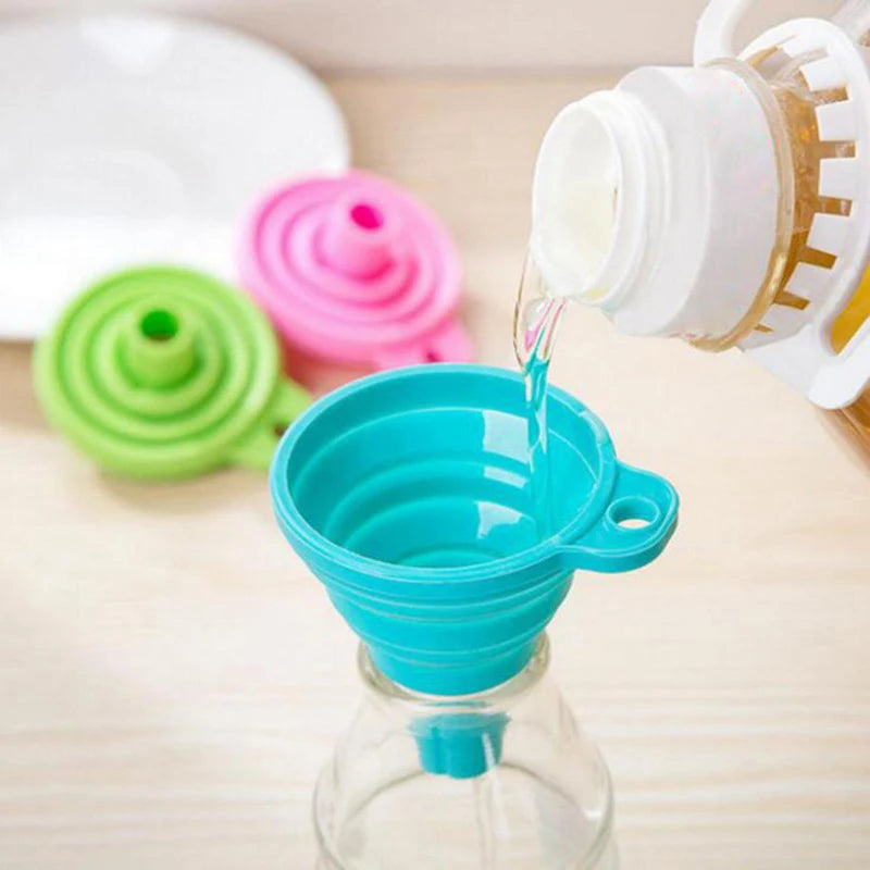 Universal Engine Funnel Car Silicone Liquid Funnel Washer Fluid Change Foldable Portable Auto Engine Oil Petrol Change Funnel